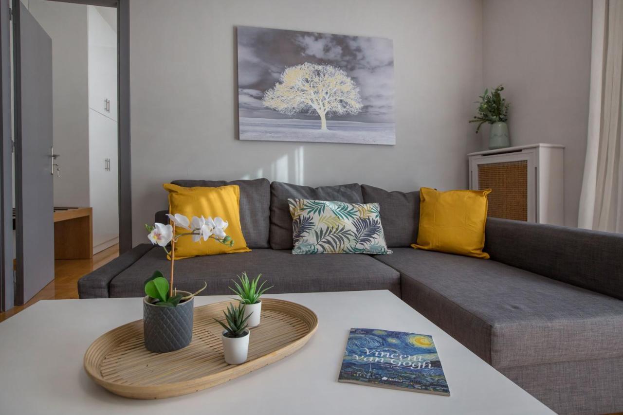 Cozy Apartment In Syntagma-Plaka By Ghh Афины Экстерьер фото